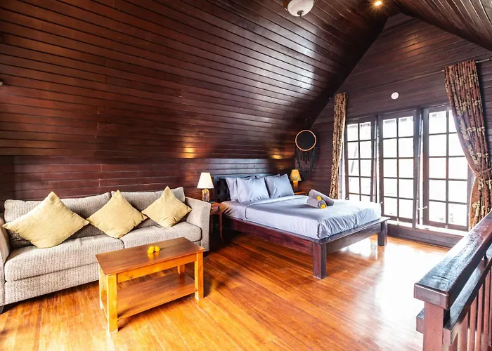 Promo Uniquely Styled Spacious 3bd * 科洛布坎